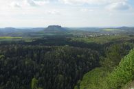 Blick vom Brand zum Lilienstein, Sächsische Schweiz  - Ferienwohnung  - © www.wieland-webdesign.de